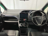 メーターやシフト、スイッチ位置など運転席まわりの配置はしっくりいきたいものですね!まずは座ってチェックしてみて下さい♪