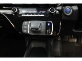 ■インパネシフト■ハンドルに近い位置で運転席からも見やすく操作しやすいインパネシフト。パッと見ただけで、どのギアに入っているのかが判断しやすいところもいいですね!