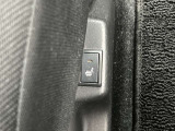 助手席側もシートヒーター付き