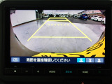 ◆【リアカメラ】が装着されています。リバースに入れるだけで映ります。後方の安全確認や、狭い駐車場での車庫入れ、雨の日や夜間など視界の悪い時に便利です。安全にバックする為には欠かせない装備です。