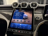 バックカメラにより駐車時の後方確認も楽にできます。