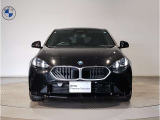 【キドニーグリル】BMWは約90年もの間、ほぼ全ての車両にひと目でBMWだと分かるこの特徴的なフロントグリルが備えられ、デザイン・アイコンとして親しまれてきました。