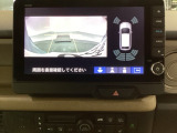バックでの車庫入れも安心です! リアカメラが付いているバックモニター付のナビを装備しております。バンパーについているソナーや、操作線もついており距離感も画面から確認できます。