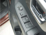 ◆パワーウィンドウスイッチ◆運転席から全席の窓の開閉操作を行うことが出来いつでも換気ができます!