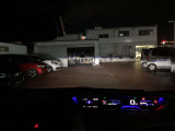 夜間 ヘッドライト点灯