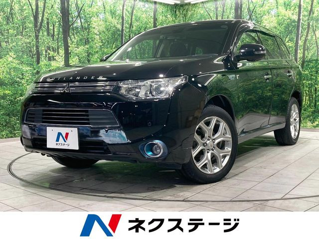 アウトランダーPHEV 2.0 G ナビパッケージ 4WD 
