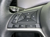 ステアリングスイッチ装備!運転しながら手元でオーディオの操作などができます。