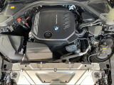安心のBMW認定中古車は100項目の箇所を徹底的にチェック致します。機械的な箇所や電気系、コンピューターなどをご納車前に点検し、交換基準に達した部品は全て新品に修理返品した後にご納車致します。