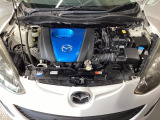 SKYACTIV-G搭載!爽快なパワーフィールと低中速の豊かなトルクによる実用域での扱い易さを是非体感して下さい!エンジンルーム内の清掃も行き届いております♪