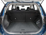 バックドアを開けると!広々収納スペース☆お買いものや旅行の予定を立てましょう♪