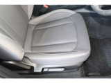 ★運転席座面★目立つ使用感は殆どございません★クリーニング済★