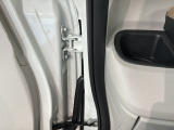 豊富に在庫を取り揃えています。 軽自動車からミニバン、セダン、SUV、話題のハイブリッド車などなど続々入荷中です!