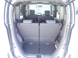 ◆定員乗車時のカーゴルームです。普段のお買い物の荷物やたくさんの収納が可能です。
