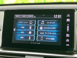 オーディオをはじめ、ナビゲーションや電話、設定などの項目が並び、使いたい機能を画面から選びやすい構成です。日常の操作をまとめて行える便利な装備です。