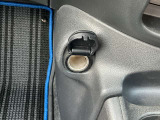 12V電源のアクセサリーソケットです。
