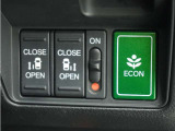 ◆両側電動スライドドア◆狭い駐車場でも乗り降りが楽々♪お子様が隣の車にドアを当ててしまう心配もございません!小さなお子様連れの方もこれで安心。