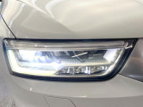 ●LEDヘッドライト:夜間走行時も良好な視界を確保し安心して運転できる高輝度LEDヘッドライトを装備!点灯速度が早く、消費電力も抑えられています。