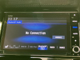 音楽ソースを画面から選べるオーディオ機能を備えています。接続状況も表示されるため、利用できる音源を確認しやすく、普段の移動時間を好みの音楽とともに過ごせます。