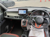 運転席周りの画像です
