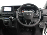 運転席廻りです。