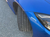 タイヤサイズは255/40R19です!各タイヤメーカー取扱いしております。お買い換えの際もご相談ください。