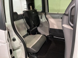 豊富に在庫を取り揃えています。 軽自動車からミニバン、セダン、SUV、話題のハイブリッド車などなど続々入荷中です!
