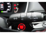 【LEDヘッドライト】悪天候時や夜間走行時でも良好な視界を確保し、安全に運転できるヘッドライトを装備!対向車からも見えやすいため相手に接近を知らせることもできます。