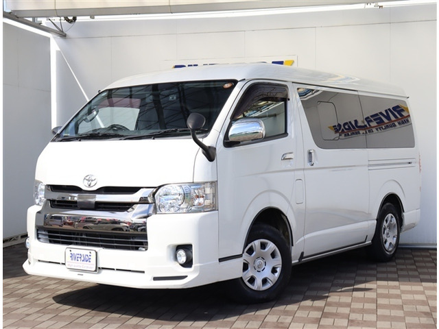 トヨタ ハイエースバン 
