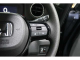 Hondaセンシングの機能のひとつ、アダプティブクルーズコントロール付!アクセルから足を離しても設定したスピードと前車との車間を保ち走行してくれます!車線維持もアシスト☆高速道路で疲労軽減ですね☆