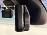 ●ETC車載器内蔵ルームミラー:お引き渡し時には再セットアップを実施後、お渡しいたします。マイレージ登録に関してもお気軽に担当営業までお尋ねください。