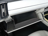 非常に美しい状態の車内ですよ