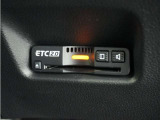 ◆ETC2.0装着◆進化したドライブ体験。料金収受システムだけだったETCが生まれ変わって、高速道路を賢く使うETC2.0に進化しました。多彩な情報サービスが便利で快適なドライブ体験を提供します。