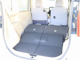 自社工場を3拠点完備しております。重整備やカスタムを始め、ご購入後のお車のメンテナンスも弊社にお任せください。