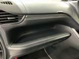 豊富に在庫を取り揃えています。 軽自動車からミニバン、セダン、SUV、話題のハイブリッド車などなど続々入荷中です!