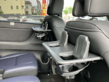 とても使いやすい位置にドリンクホルダーを設置しております!