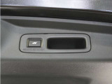 ◆パワーテールゲート◆キーや運転席のボタン、ハンズフリー機能など多彩なアクセスで自動開閉できます。