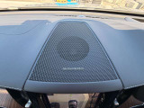 harman/kardon】世界のオーディオファン垂涎のプレミアムサウンドシステムを搭載。原音に近い音場空間を忠実に再現。乗る人すべてに最良の音響体験を提供します
