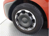 かっこいいホイールですね。 車のイメージを大きく左右するホイール部分はコダワリを持ちたいですね。