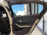 BMW認定中古車は保証も充実しております。2年間もしくは、1年間の保証に加え、最大4年間までの保証延長も可能でございます(対象車種限定)!充実の保証で、安心してお車をご利用いただけます!