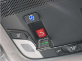 【ステアリングスイッチ】運転中、前方から目線をそらすことなく、オーディオ等の操作が可能な便利機能!