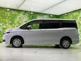 ヴォクシー 2.0 V 4WD 