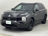アウトランダー PHEV 2.4 ブラック エディション 4WD 4WD サンルーフ