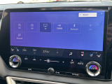 【Bluetooth】ナビゲーションと携帯電話/スマートフォンをBluetooth接続することができます。接続するとハンズフリーで使用することができるので、とても便利です。