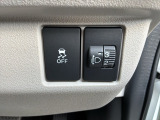 横滑りを抑制し車の姿勢の安定を図るVSA機能を搭載。