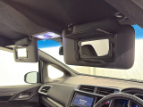 ★【あると便利な装備】運転席・助手席サンバイザー&ミラー+マップランプが装備されています