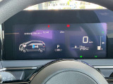 視認性の良いメーターパネル☆カラーディスプレイには運転をサポートするさまざまな情報を表示します☆