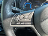 ステアリングスイッチも付いておりますので、運転中でも音量の変更など可能です。