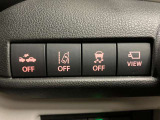 【運転席インパネスイッチ】安全装置関係のスイッチも操作しやすい位置に配置されています。