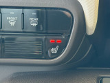 シートヒーターも装備しています!!運転席の座面、背もたれも暖かくなります!
