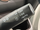 便利なオートライト付です。